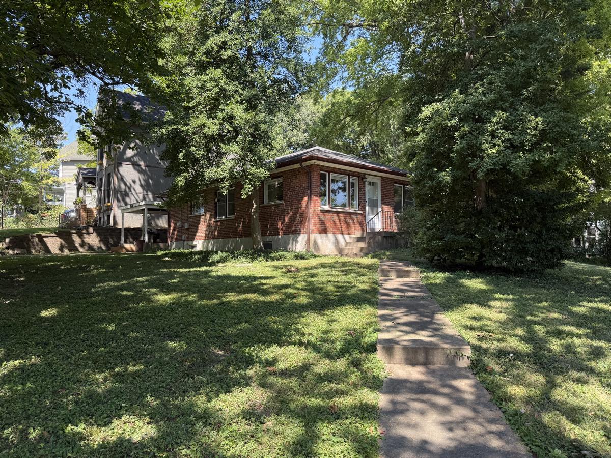 Clifton Ave Home