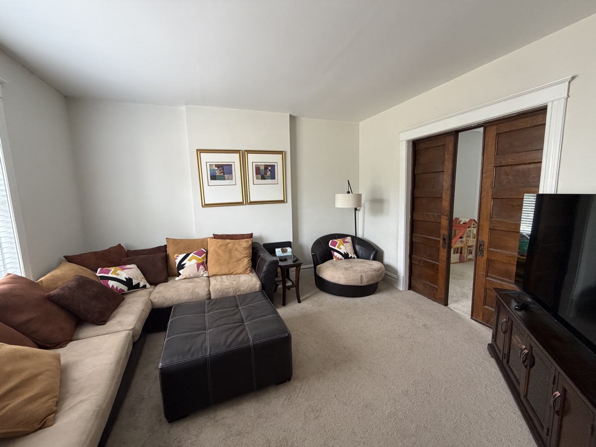 Columbia Ave Townhouse