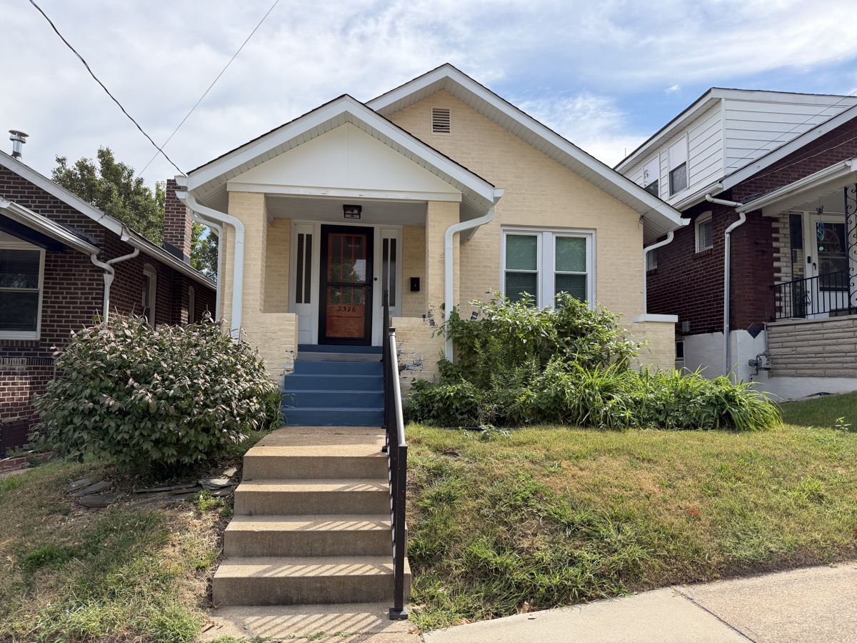 Sulphur Ave Home